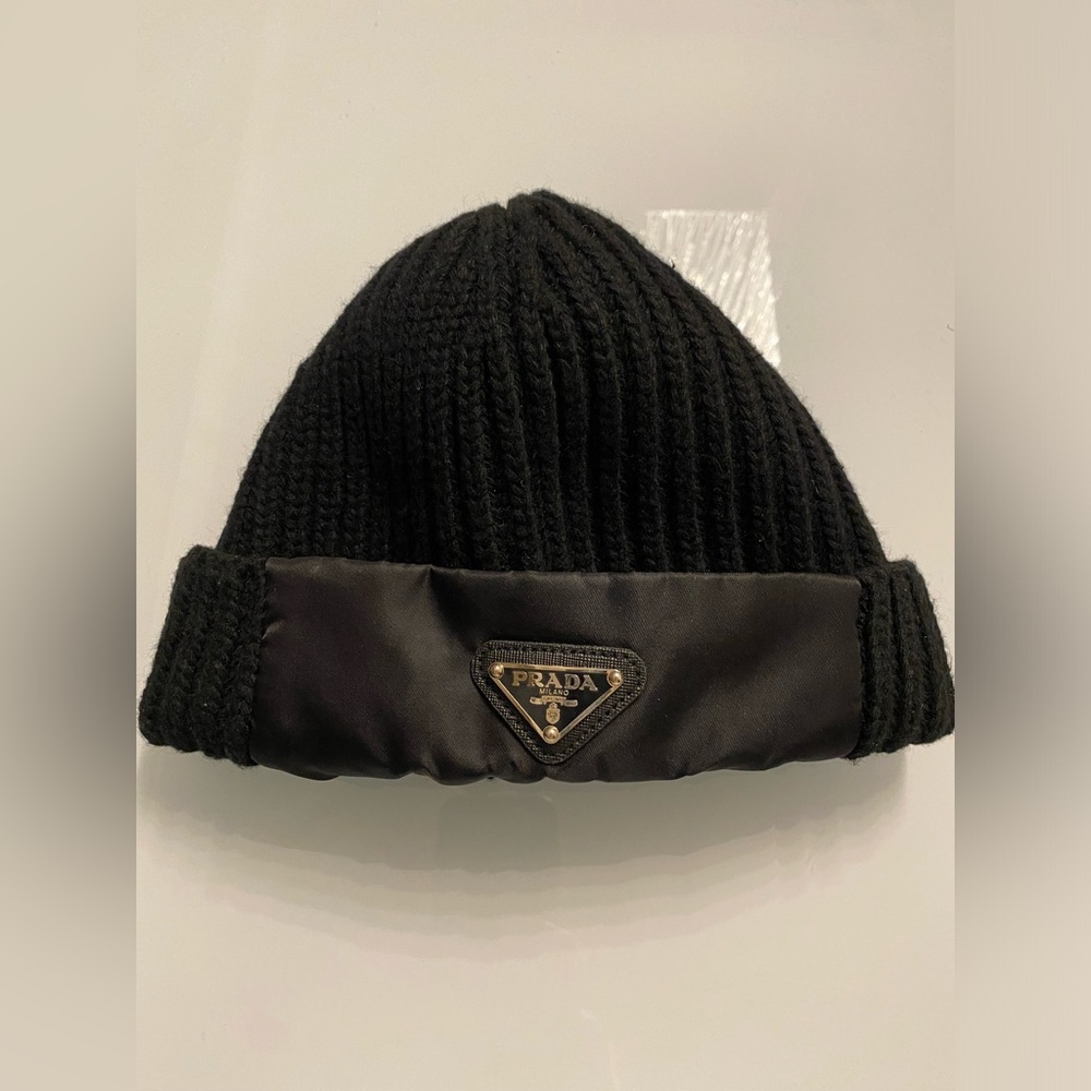 Prada Black Ribbed Knit Beanie with Logo Plaque